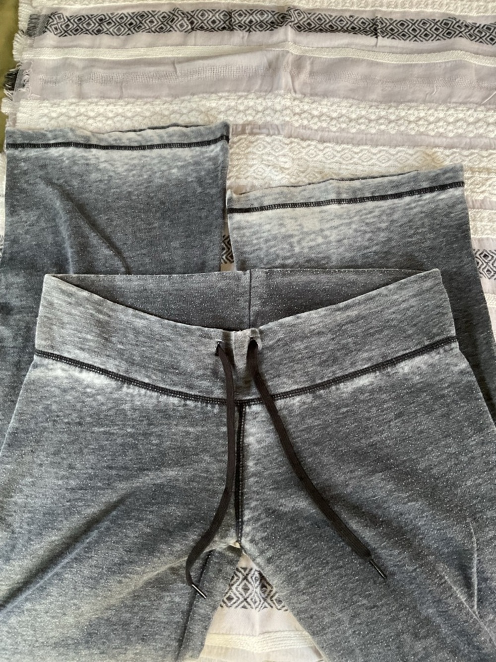 Y2K Seven sweats